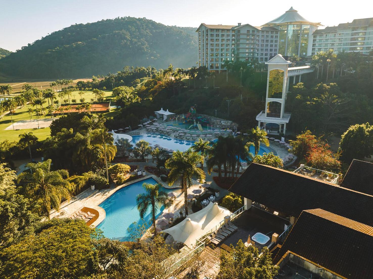 Fazzenda Park Casa de Campo *